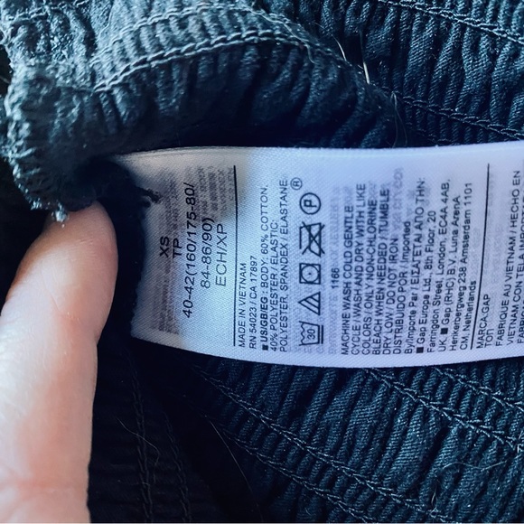 GAP Ruched Off the Shoulder Top (Black) - size XS - Picture 5 of 5